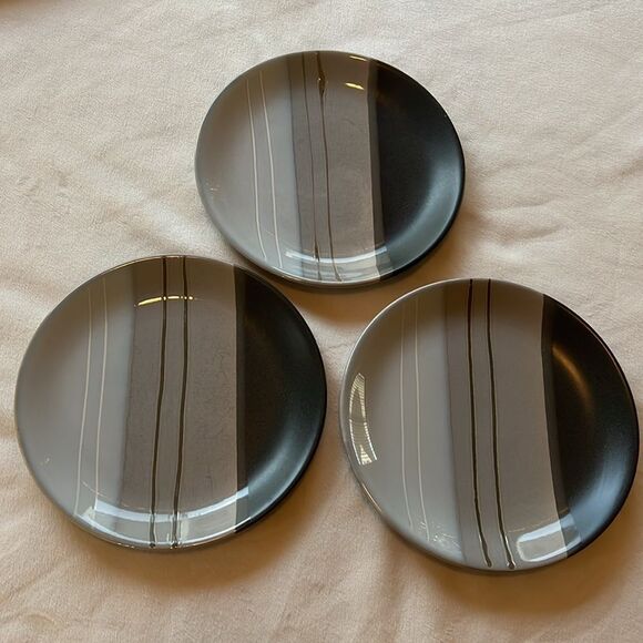 Pfaltzgraff Parker Gray Salad Plates 8 1/4 Inch Set Of 3 Round Stripsed Vintages - Picture 2 of 5